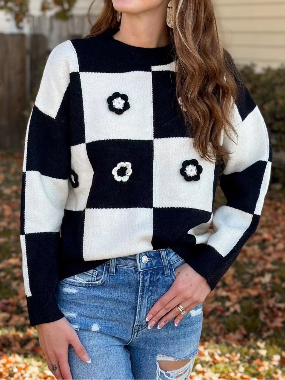 Entro Black and White Checkered Flower Sweater